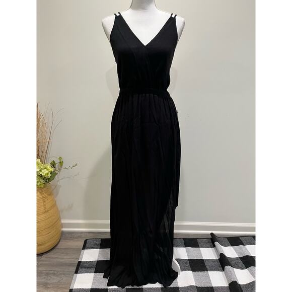 Lulus Dresses & Skirts - Lulus Women's Small Lost In Paradise Black Maxi Dress Strappy Open High Slit NWT